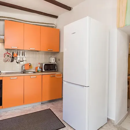 Holiday home Cozy In With Kitchen Moscenicka Draga