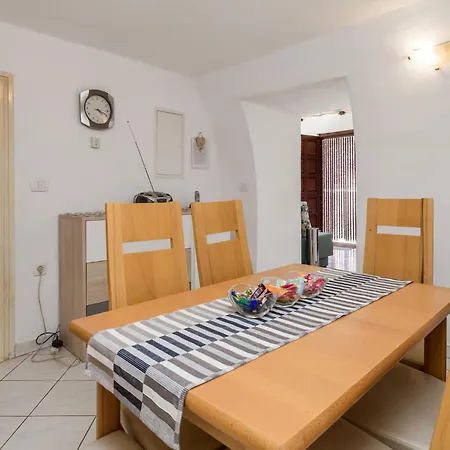 In * Mošćenička Draga